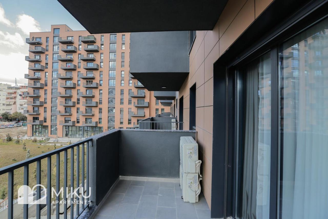 Miku Apartment - Glamorous 1Bedroom Apartment At Olympic Residence Tirana Exterior photo